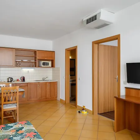 Thermal Park Apartahotel 4*